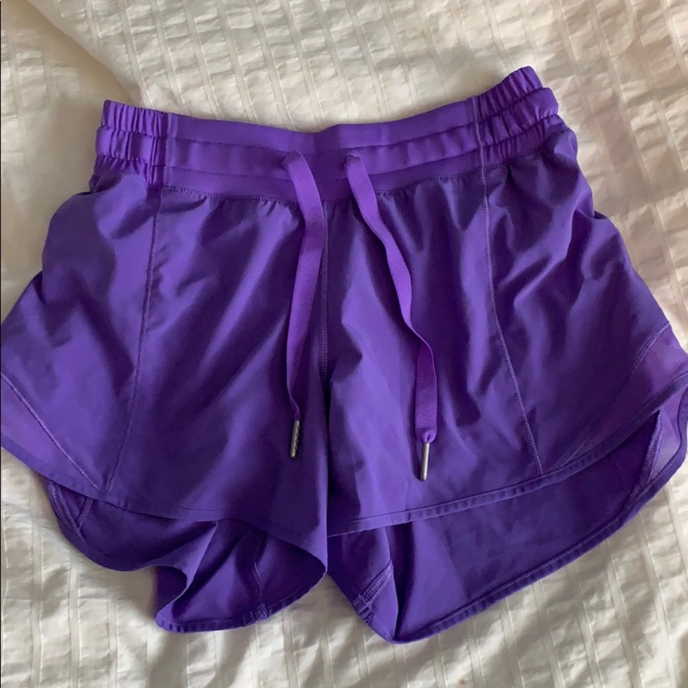 Lululemon Hotty Hot Short 4”